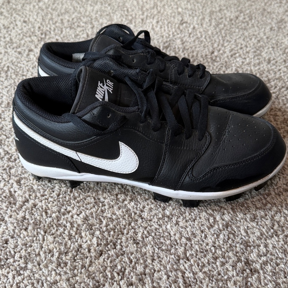 Men's Jordan 1 Retro MCS Low Molded Baseball Cleats